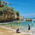 Daftar Pantai Gunungkidul yang Bisa Dikunjungi Dalam Sehari