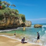 Daftar Pantai Gunungkidul yang Bisa Dikunjungi Dalam Sehari